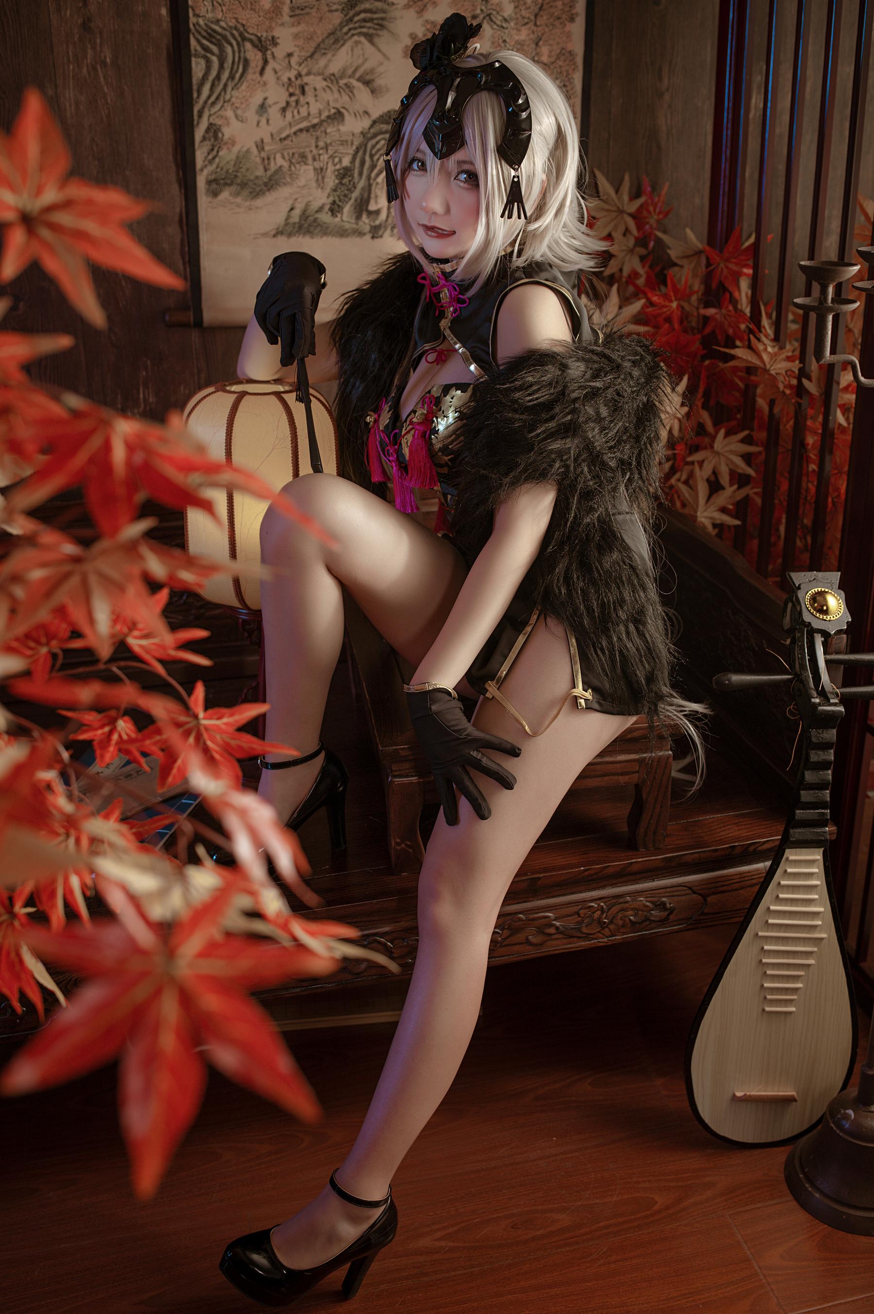 008-是一只熊仔吗-黑贞-同人旗袍-26P-11062-MB-08-22