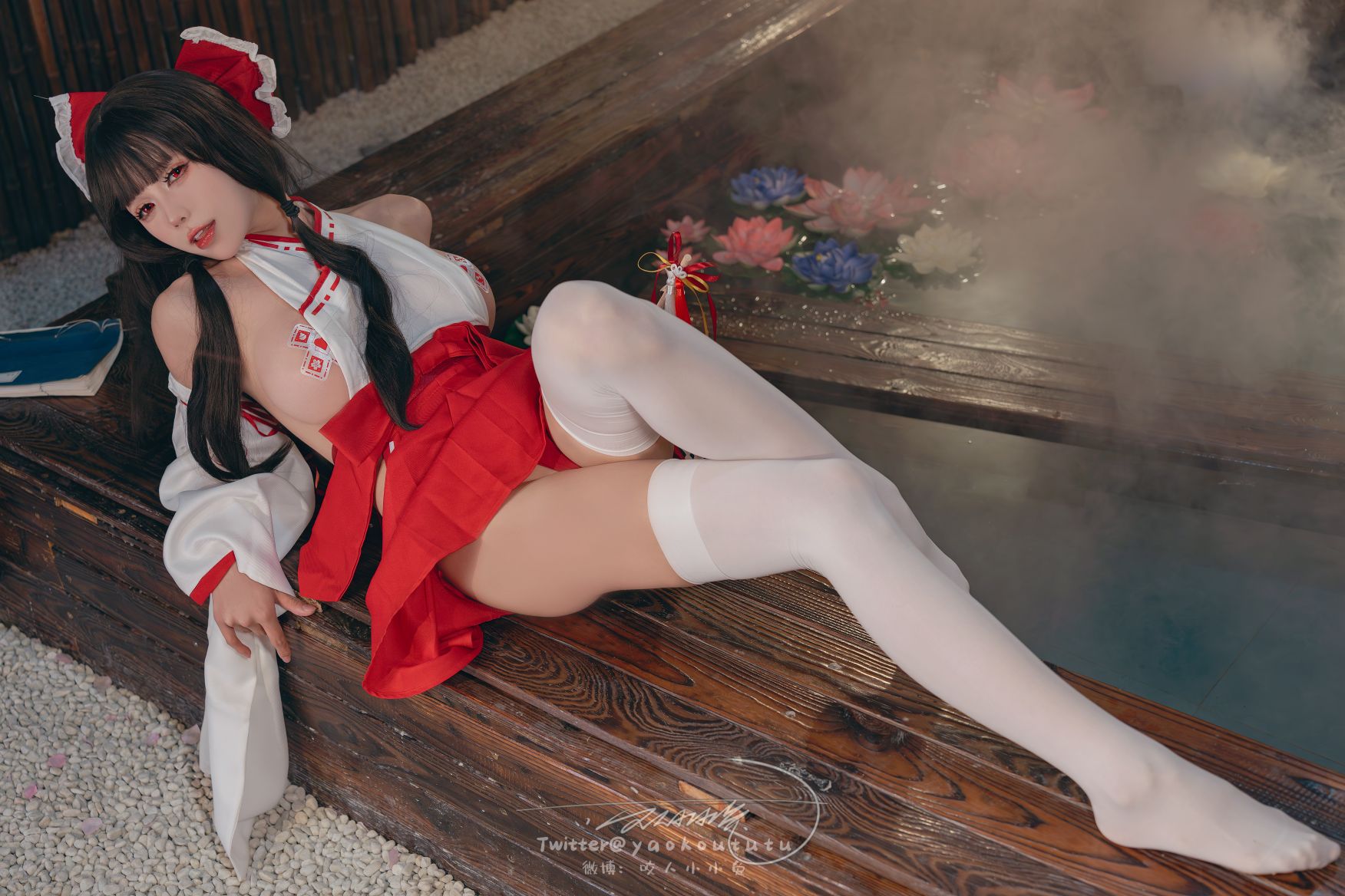 咬一口兔娘ovo-狐之灵梦-Roly-Poly71P1V-163GB-03-18