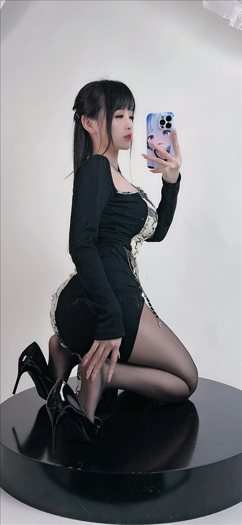 miko酱---23年05月合集297P-297P-53819-MB-20240811y-08-14-2