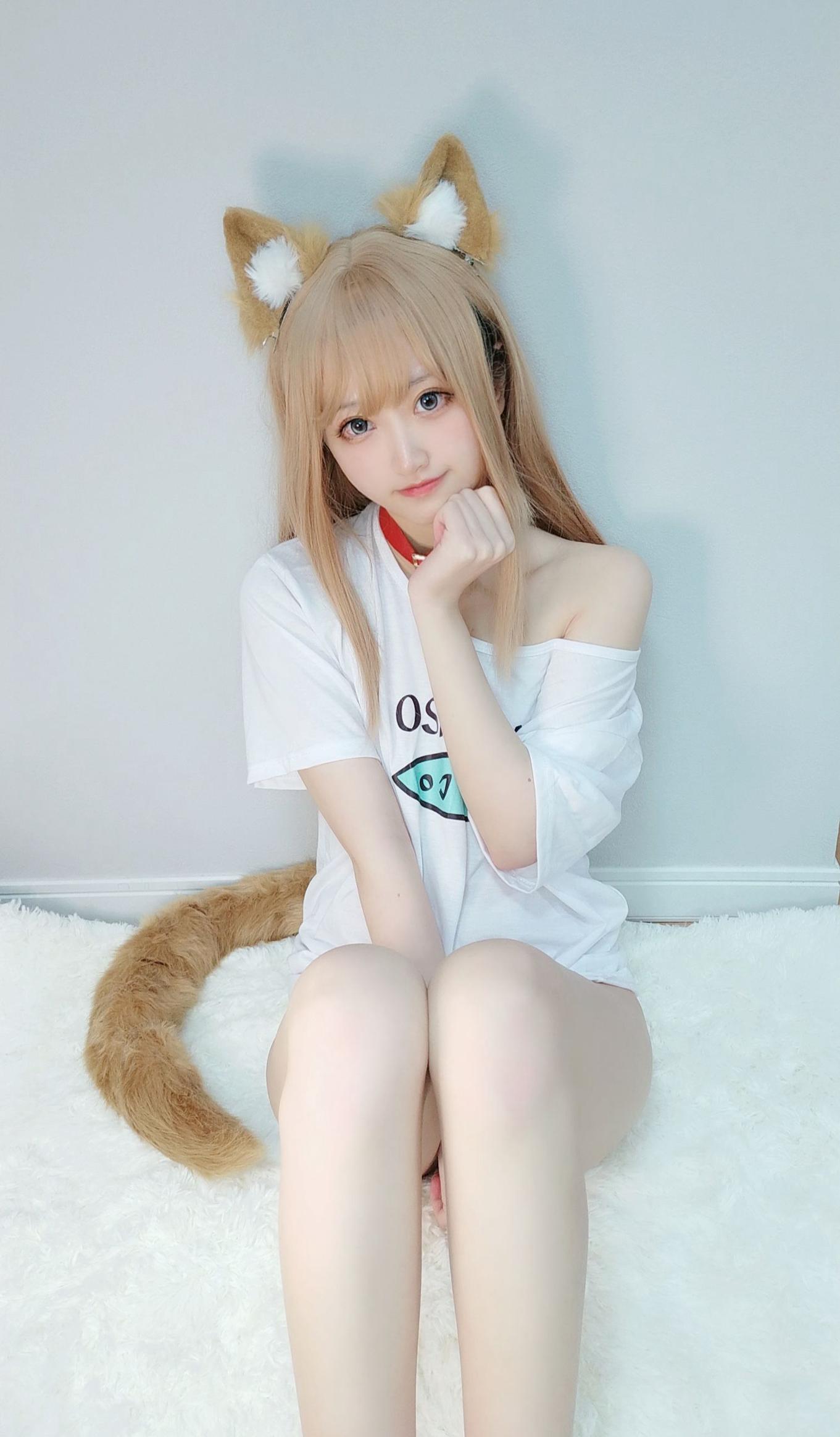 001-千阳快起床---40原设猫猫-13P-1532-MB-08-27