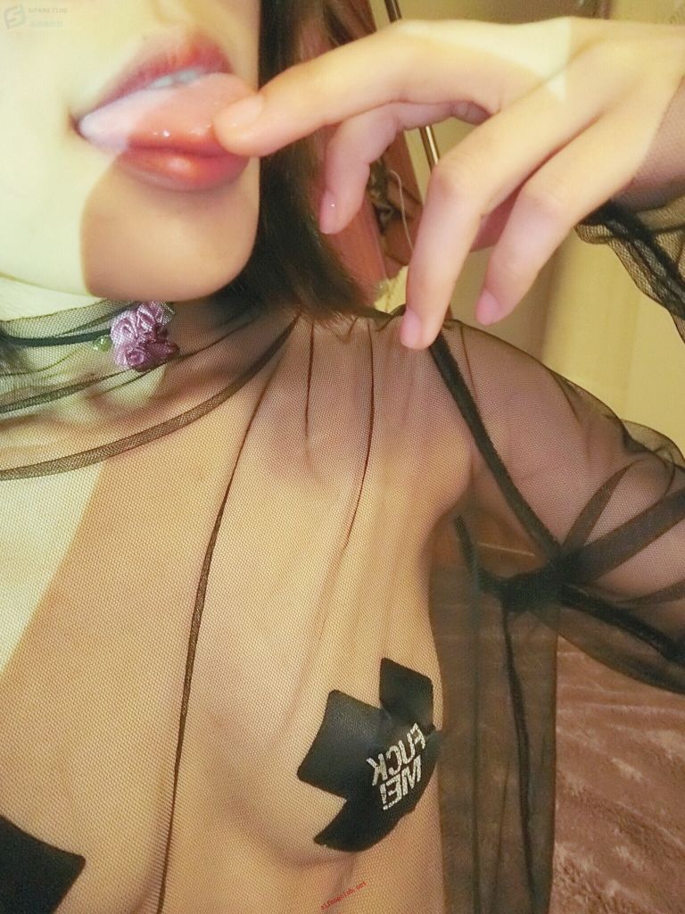 布丁大法---黑丝网袜震动棒---R18-12-23