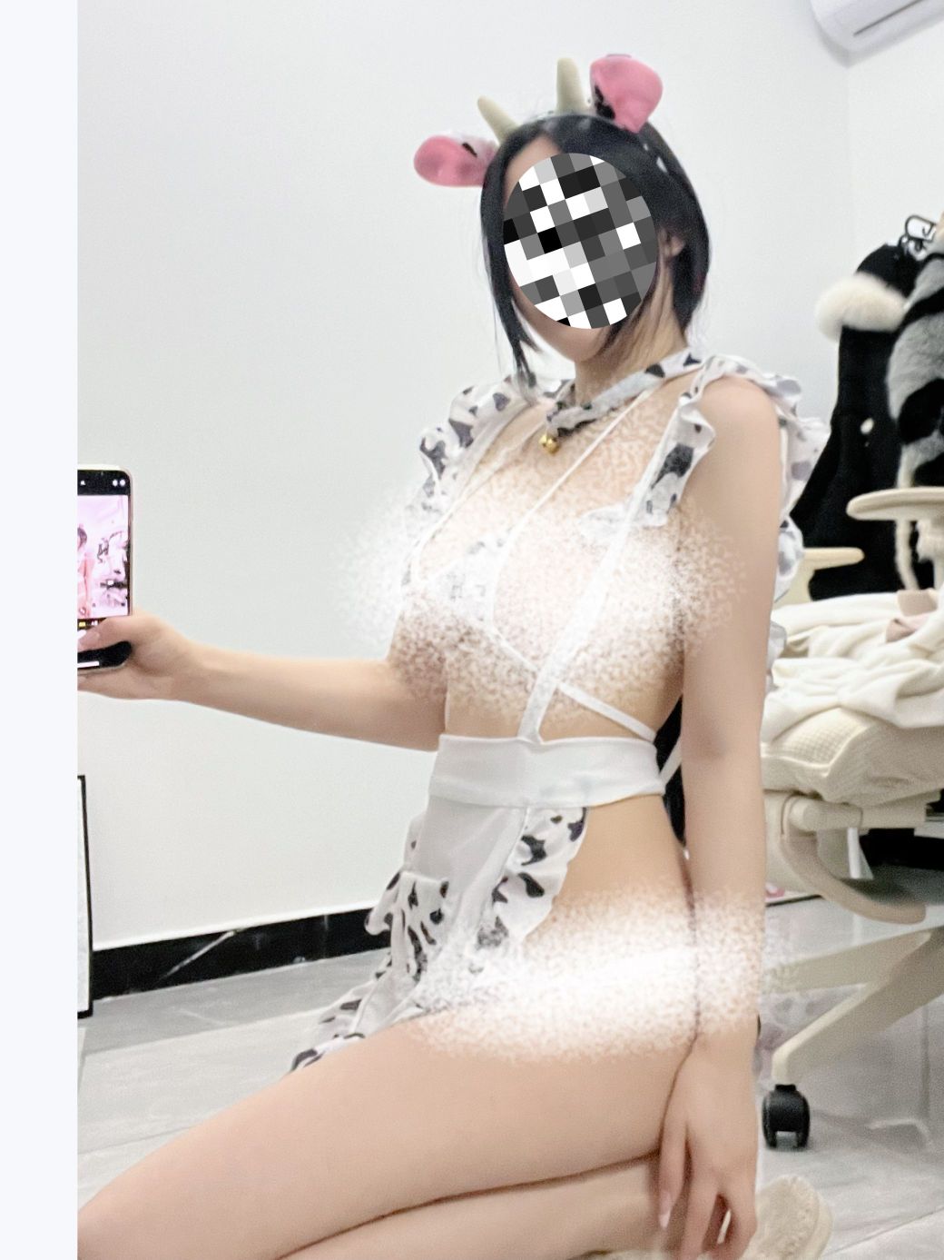 B站凶小奶猫-舰长福利-32P1V-22M-03-12