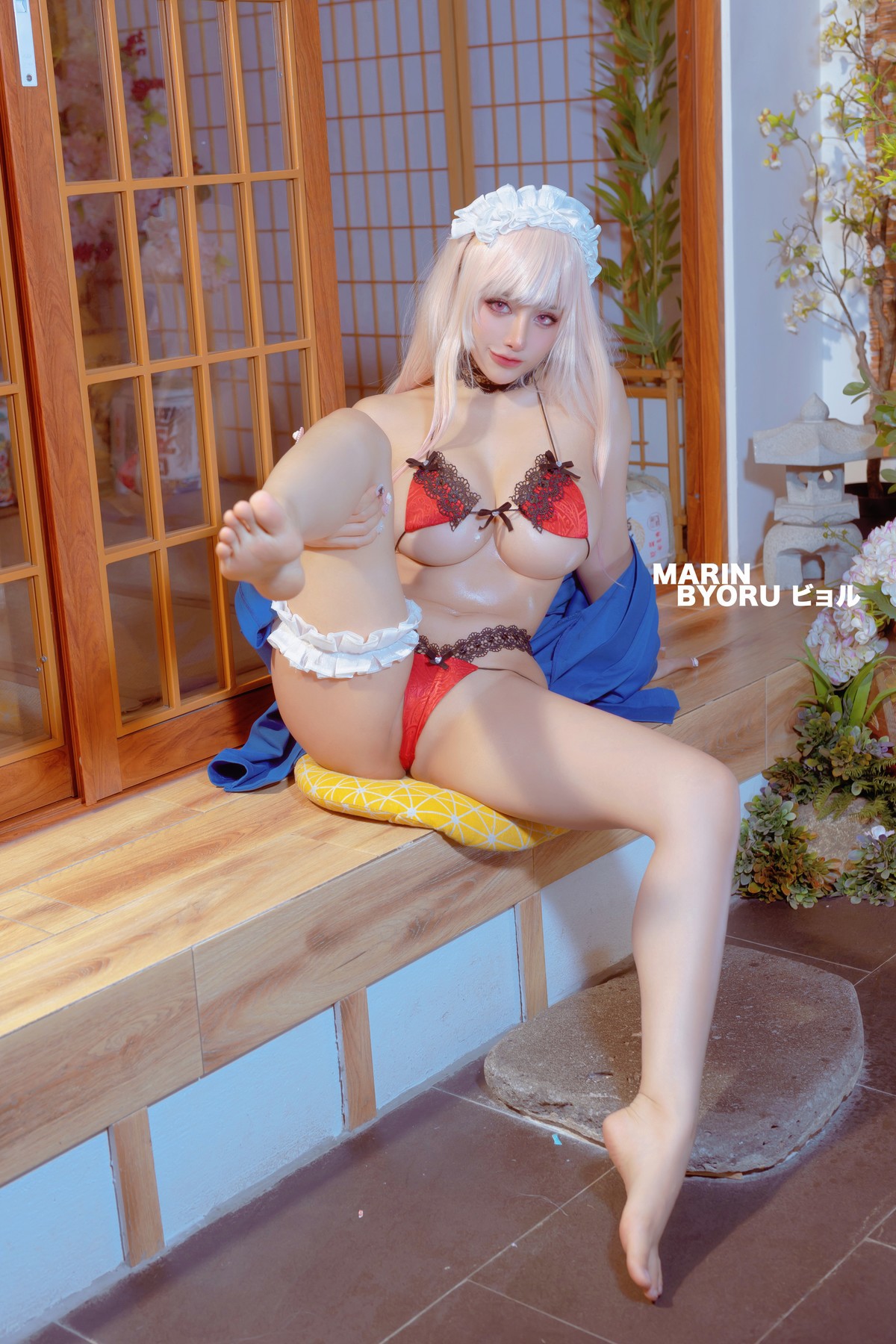 Cosplay-日本性感萝莉Byoru-Marin-Red-Lingerie-02-03
