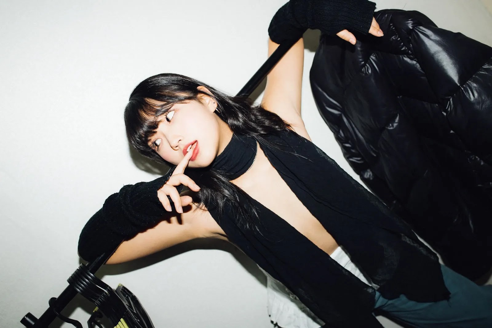 Ji-Eun-Lim-임지은-Moon-Night-Snap-Weirdness-12-30