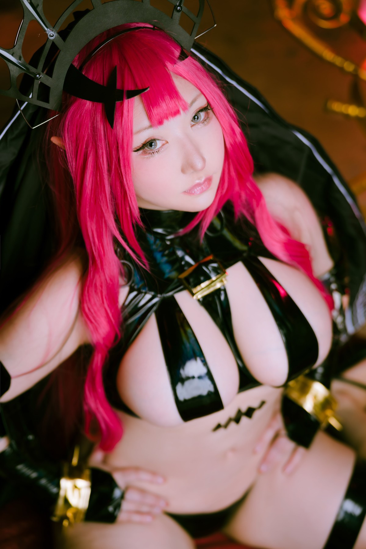 Cosplay-SAKUサク-Morgan-le-Fay-Set04-08-29