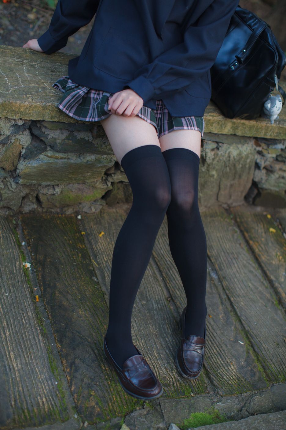 少女秩序写真-EXvol002-白丝格子裙80P-8426M-01-07