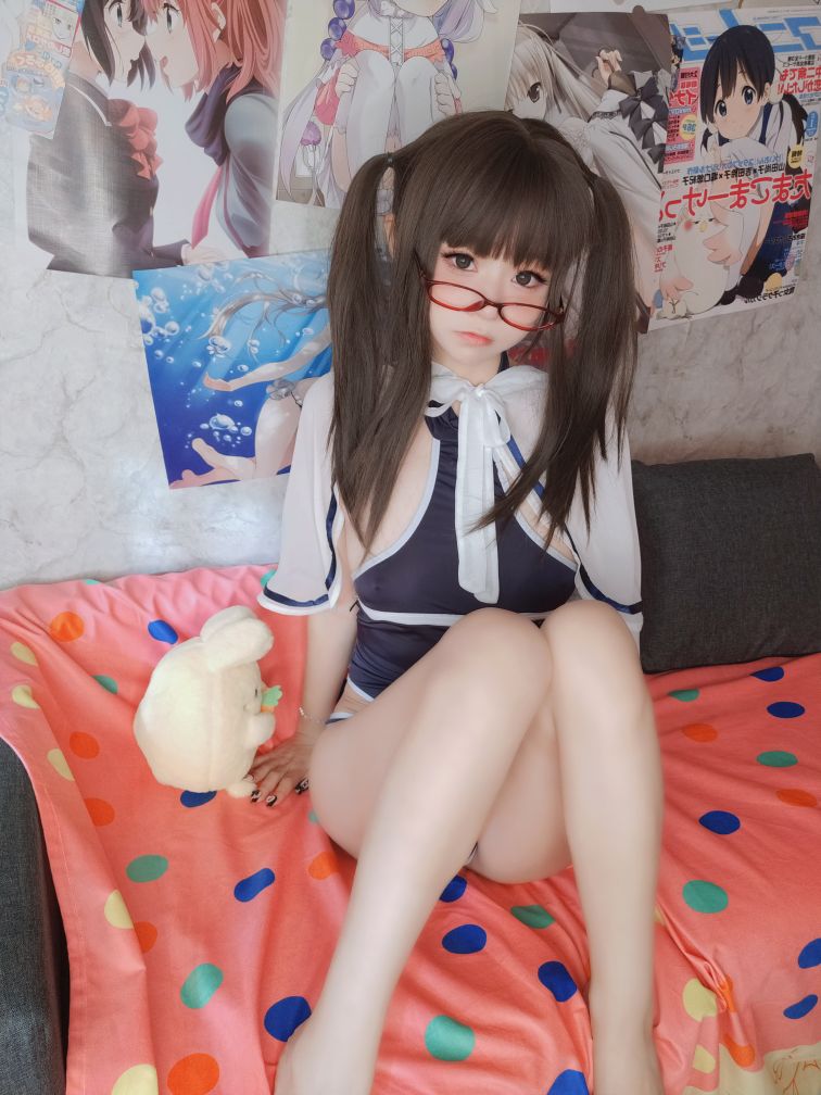 软妹摇摇乐---Fantia2024年2月会员订阅水着-04-22