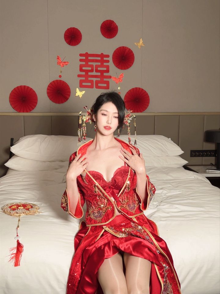 抖娘-利世---伴郎团轮新娘-55P2V-808MB-04-16