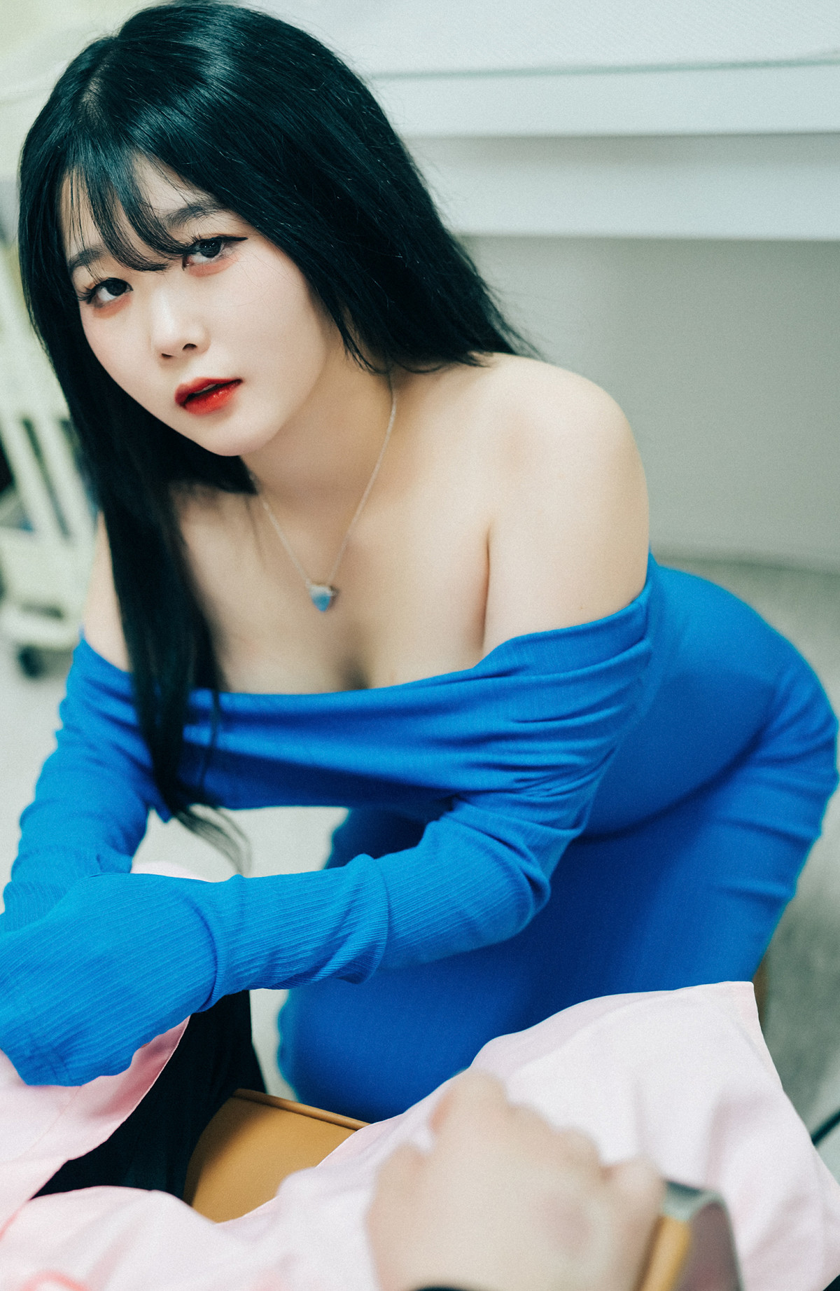 ZIAKwon-권지아-Loozy-8216Adult-Hair-Shop8217-Set02-08-15