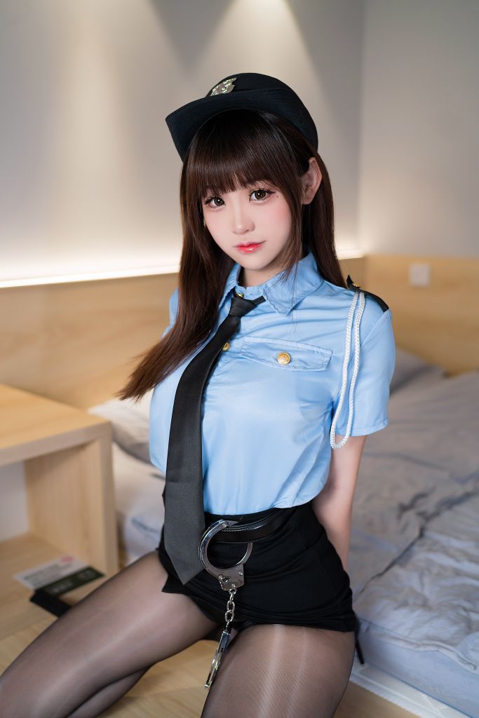 miko酱ww---女警制服-02-17