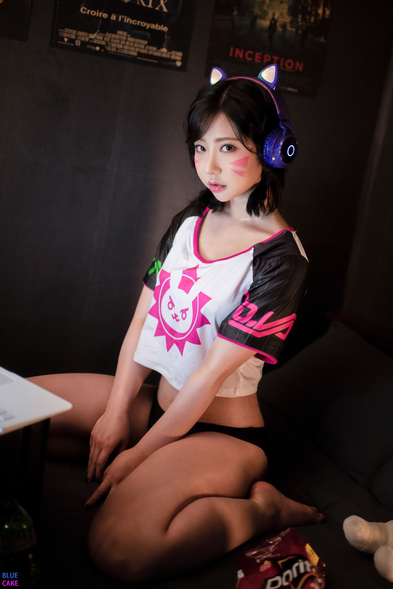 Luci-루시-BLUECAKE-Hello-I-am-DVa-Kim-04-02