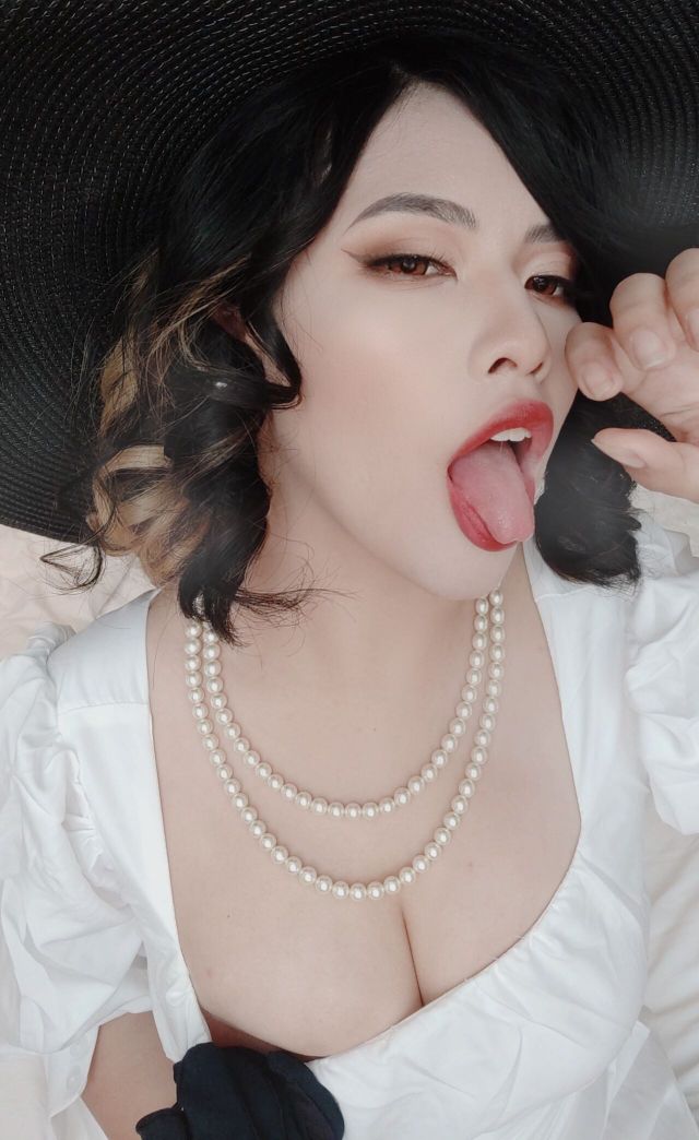 Neppuネップ-Lady-Dimitrescu-38P922MB-12-22