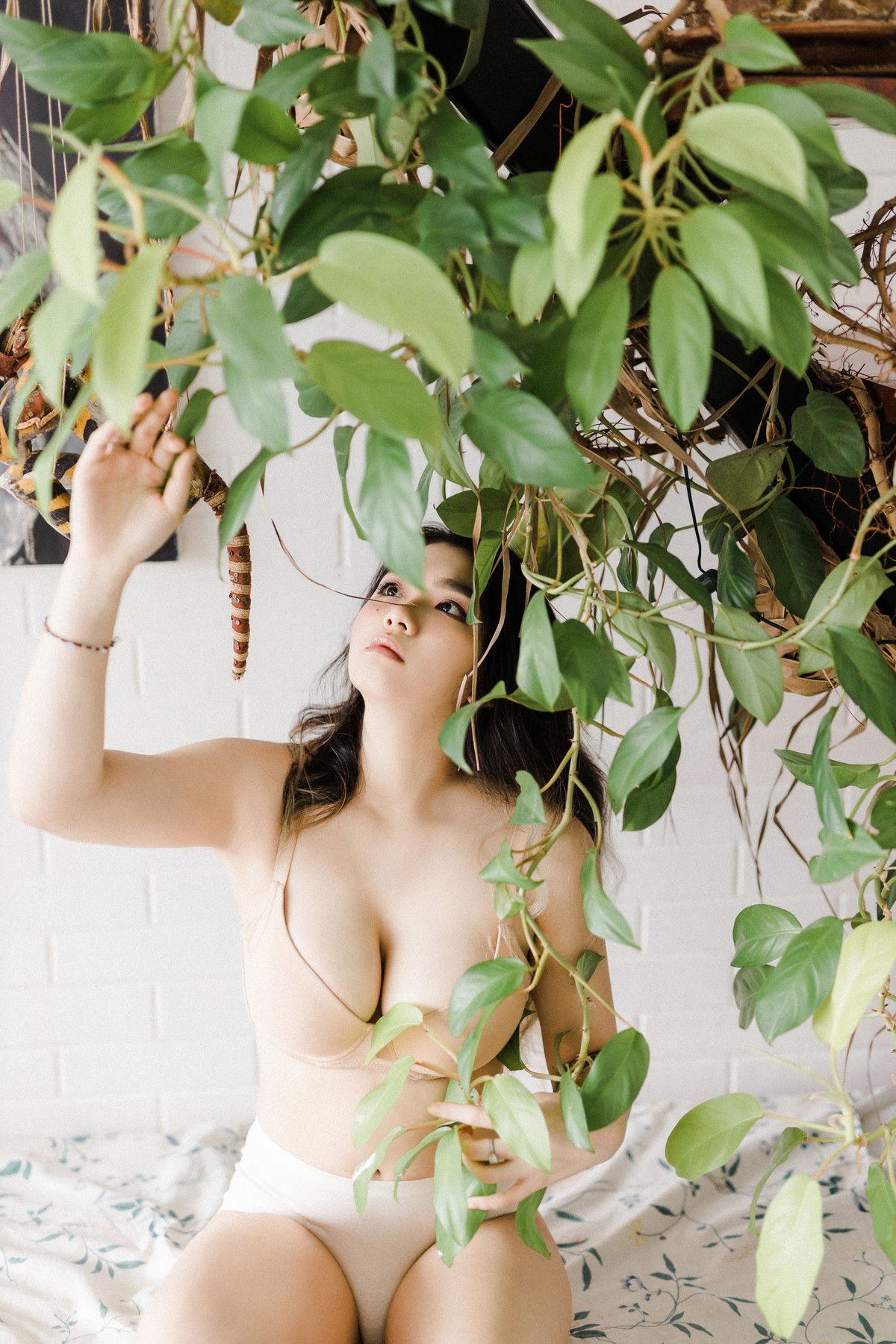 Jaszlyn-DCP-snaps-Vol01-Photobook-Set01-11-13