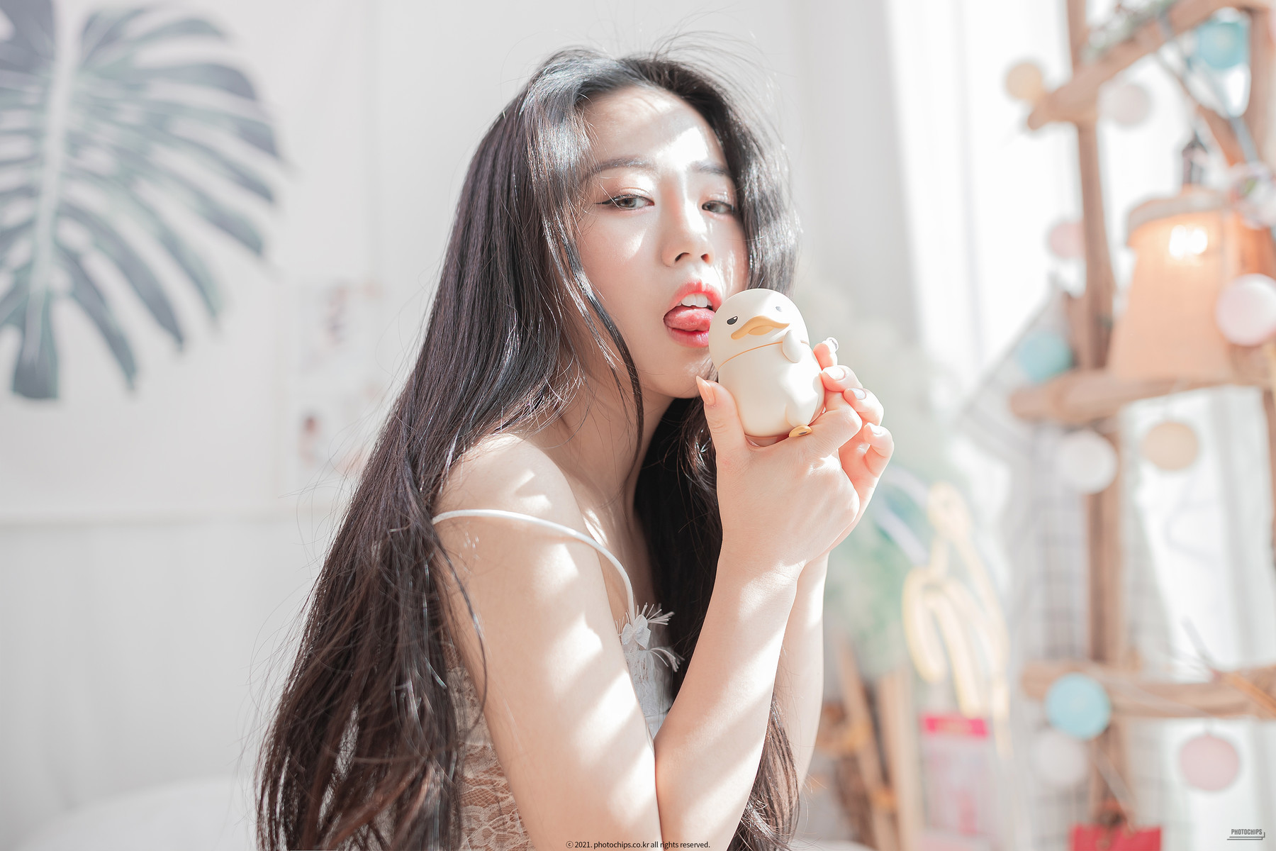 Dami-퀸다미-PhotoChips-포토칩스는-Vol76-12-24