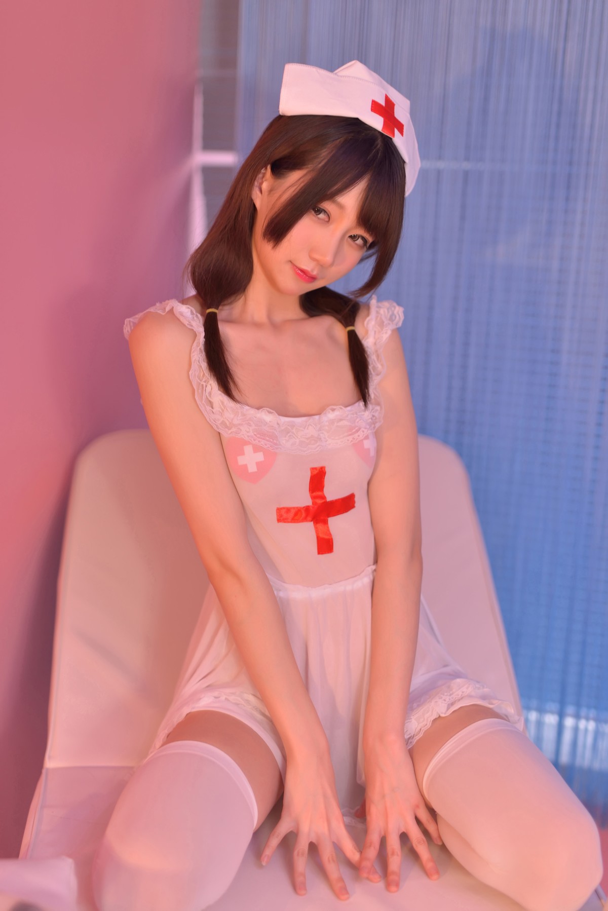 Cosplay-Nagisa魔物喵-性感看护师-Set01-10-02