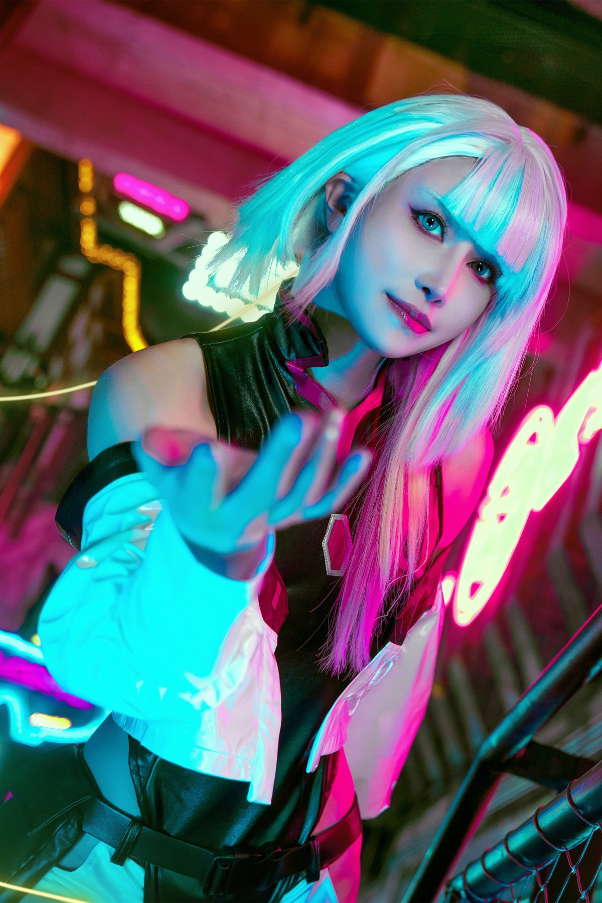 Cosplay-鹿八岁-赛博朋克边缘行者-露西-02-23
