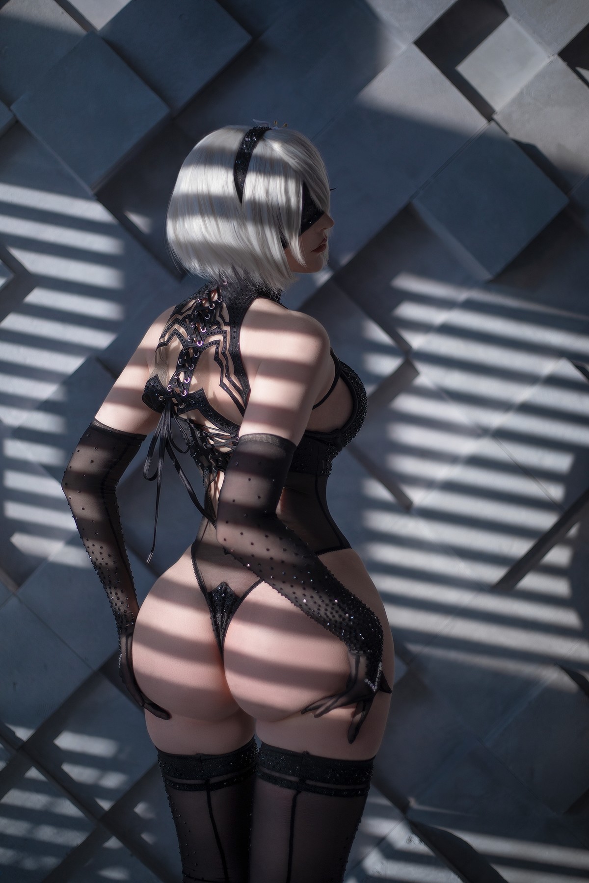 Cosplay-Sayathefox-2B-Black--White-08-16