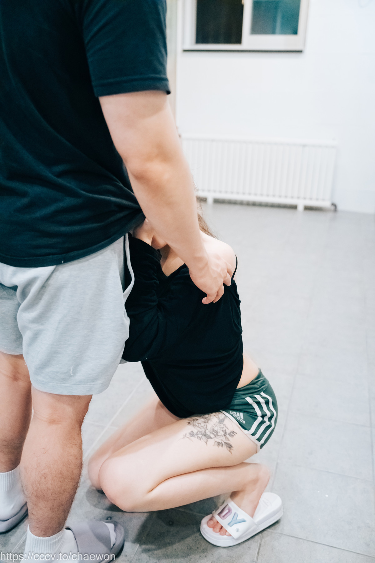 Sonson-손손-Loozy-Public-Toilet-Set02-11-01