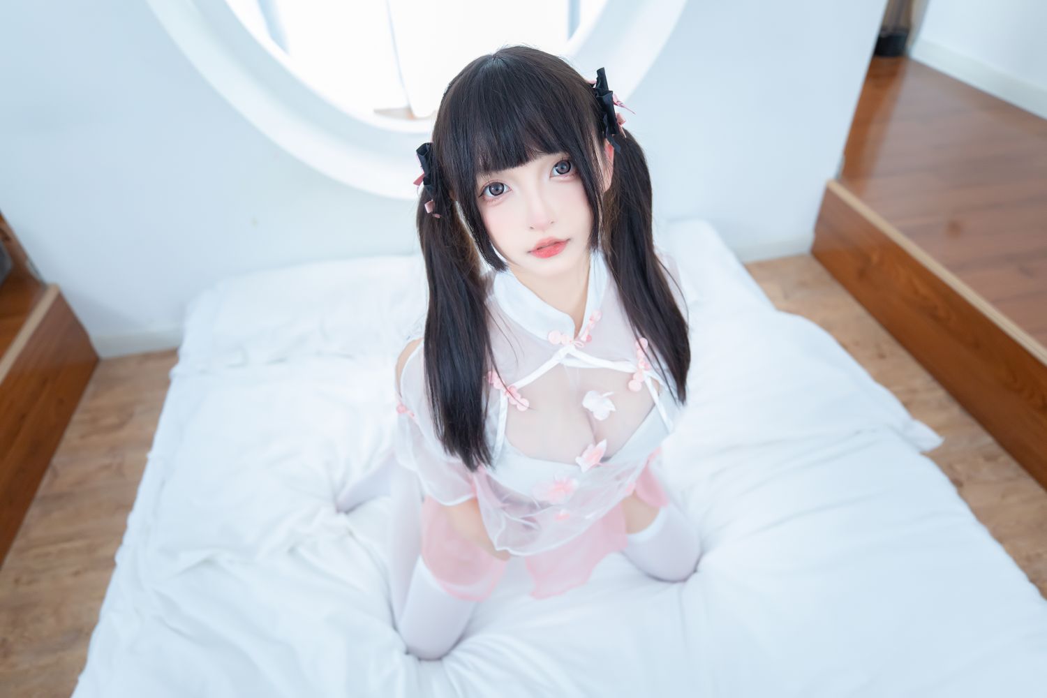 神楽坂真冬-序号33蜜桃雪糕-75P2V-420MB-12-30