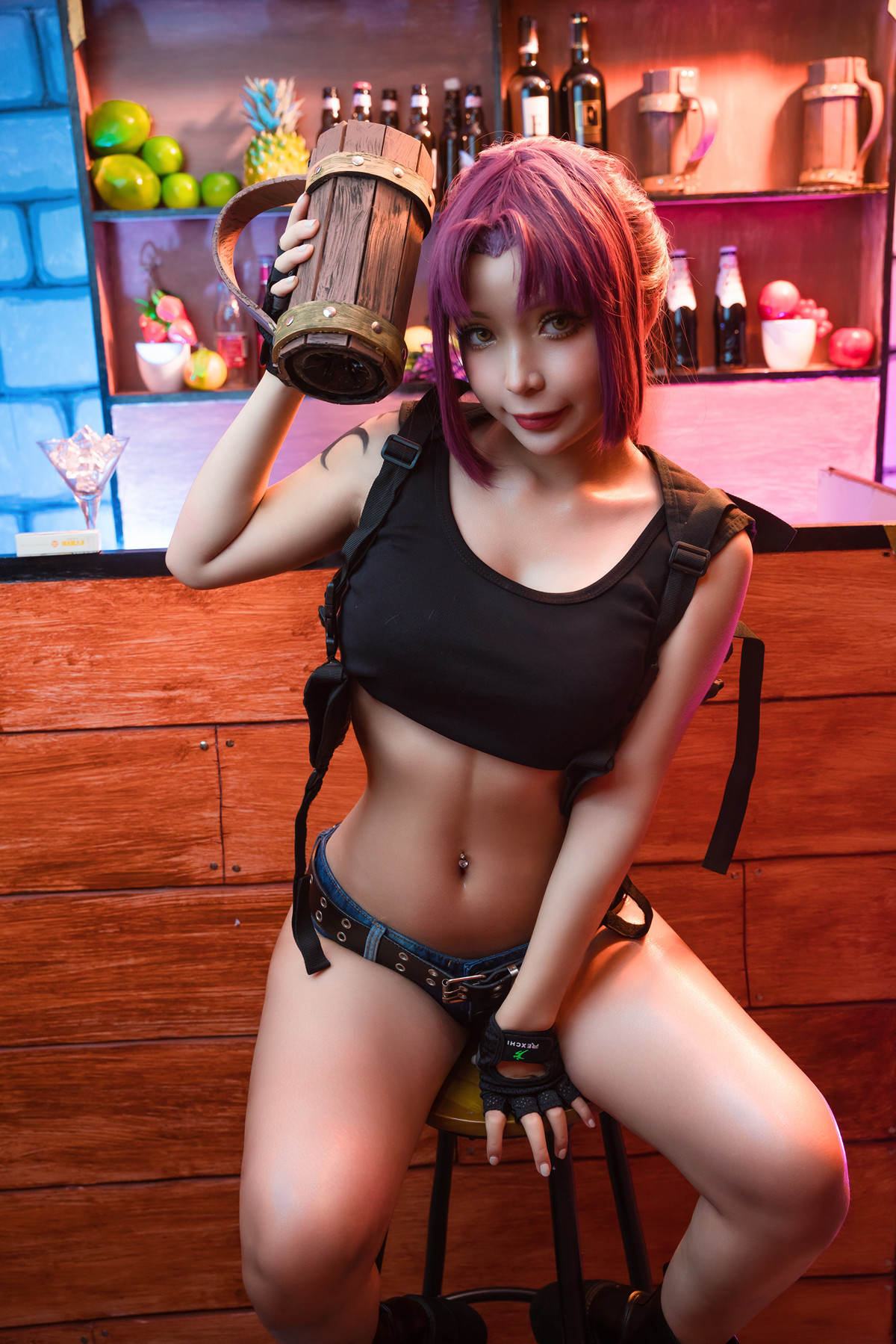 Cosplay-UmekoJ-Revy-Black-Lagoon-08-18