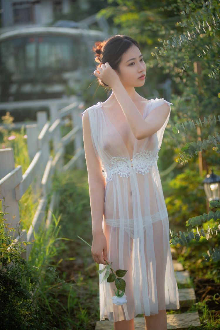 年年---神明之女40P-2323M-01-25