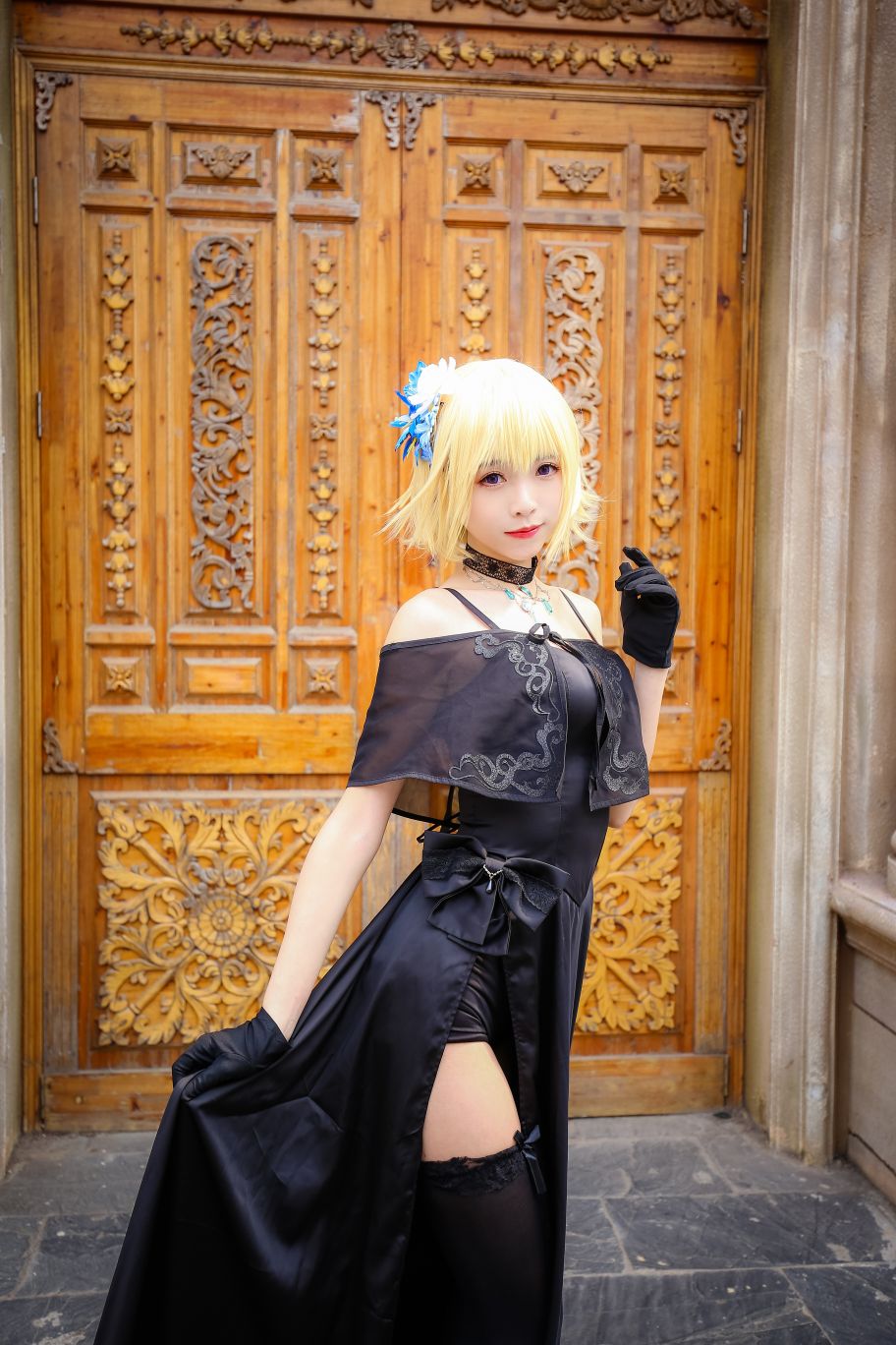 大大卷卷小卷-参见女王陛下-40P-286MB-05-21