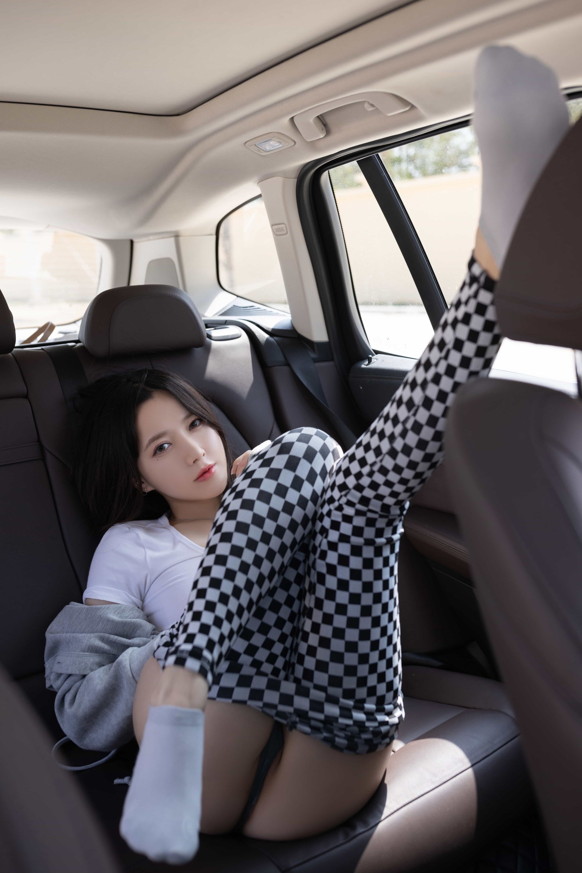 鱼子酱Fish---魔力安全带-138P-08-20