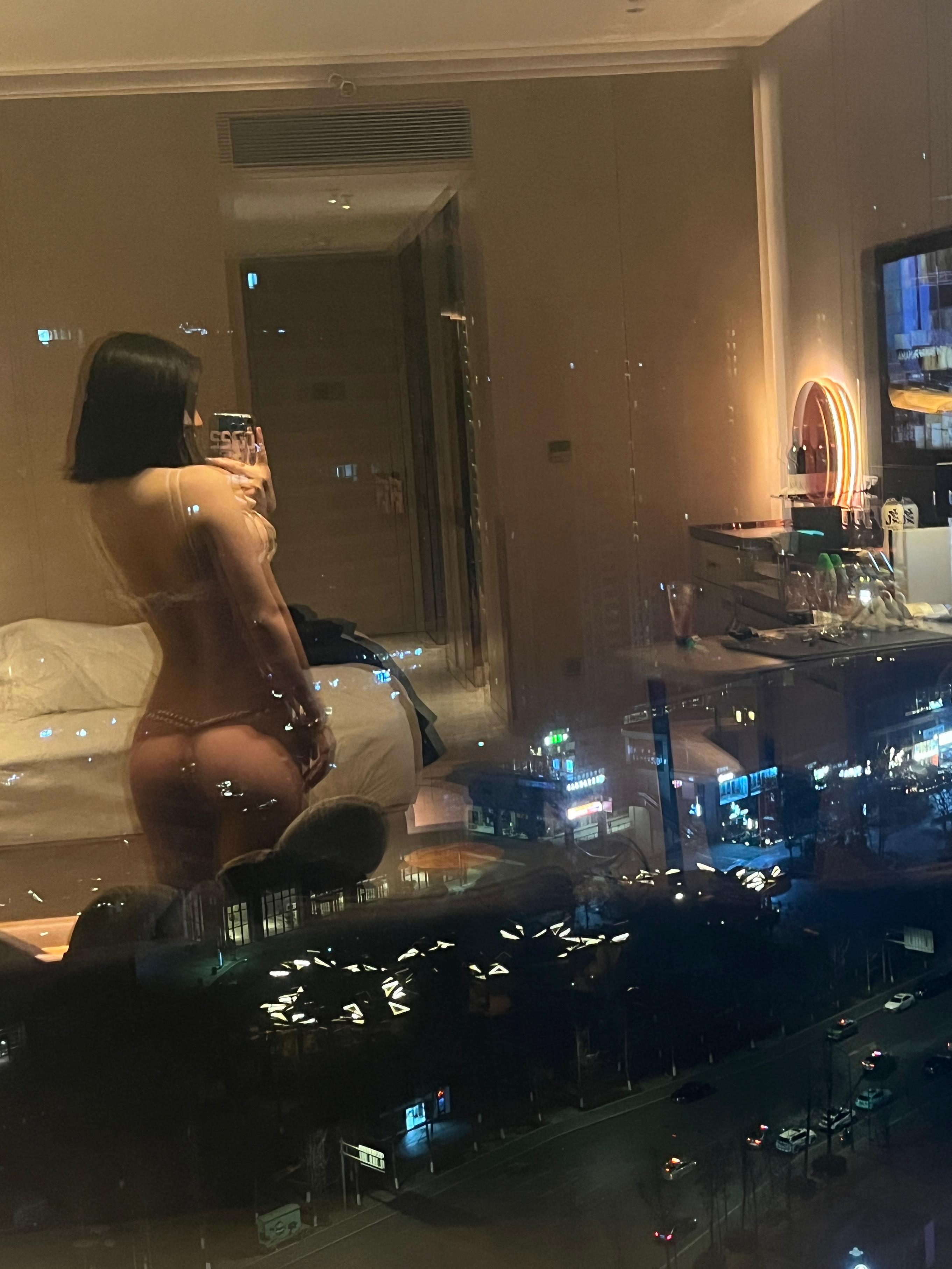 011詹詹---白色珍珠-14P51MB-08-18