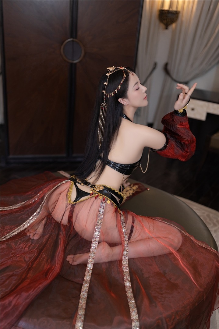 鱼子酱Fish--舞娘-114P-111-GB-20240809p-08-10