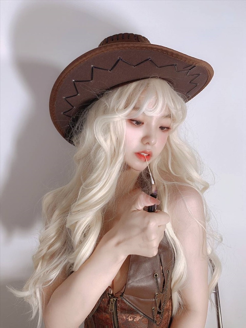 真真u---推特合集-2-432P47V-24752-MB-20240815l-08-17