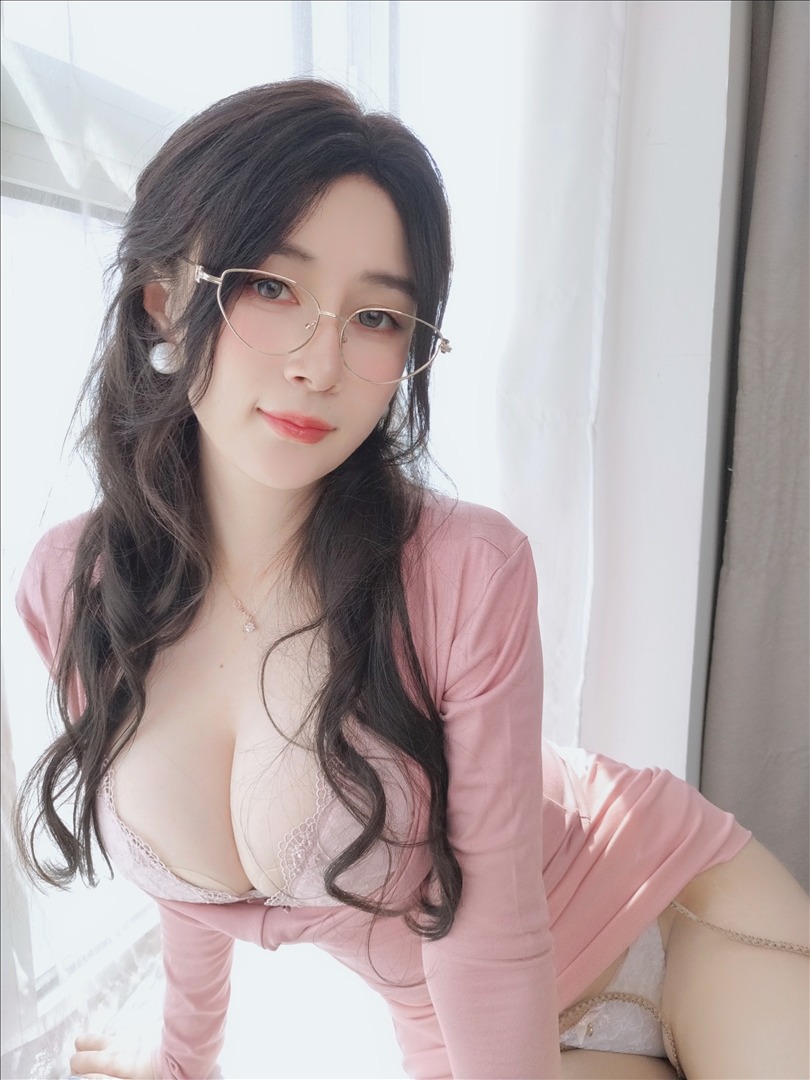 白银81---23年09月Fantia订阅-24套-214P12V-61203-MB-20240901m-09-02