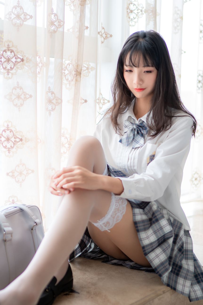 西瓜murmure西瓜少女-2020-11-08-修女JK-110P3V-12-18