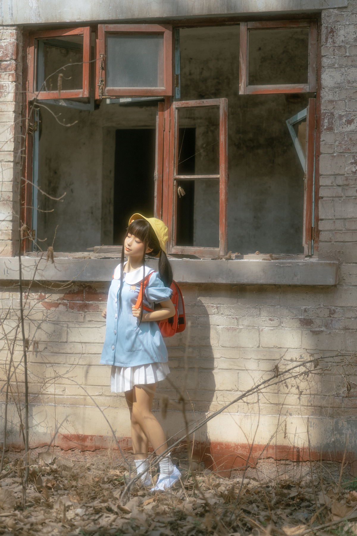 Cosplay-蠢沫沫-Chunmomo-小黄帽-绅士版-Set02-11-17