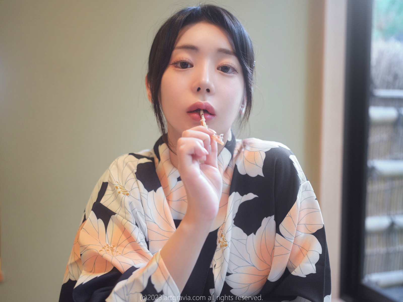 Wuyo-우요-ArtGravia-Vol553-Photobook-Set01-08-19