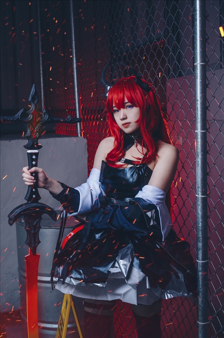 Hatori-Sama---Surtr-Arknights-20240819c-11P-9641-MB-08-20