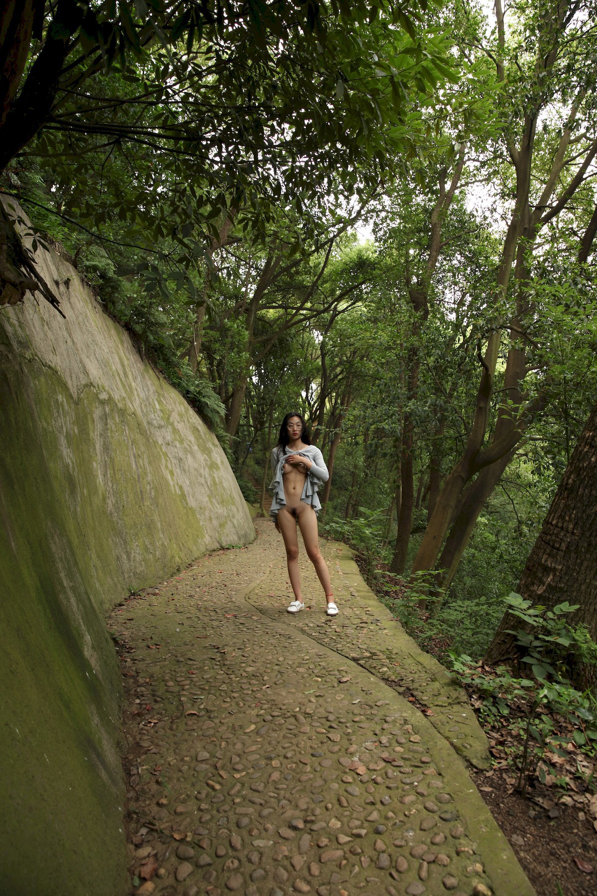 國模芳芳-大尺度私拍套圖-Vol02-04-21