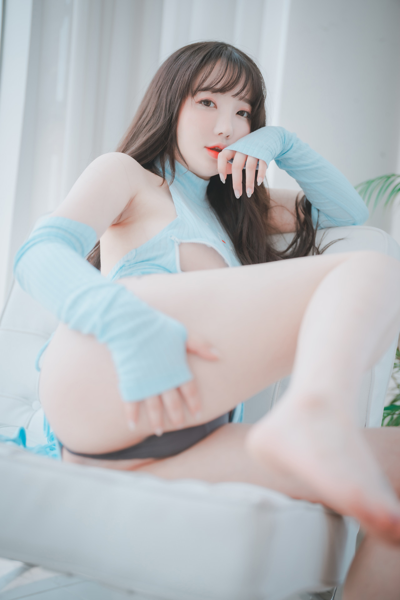 Son-Yeeun-손예은-DJAWA-Ms-Slowhand-Set02-12-17