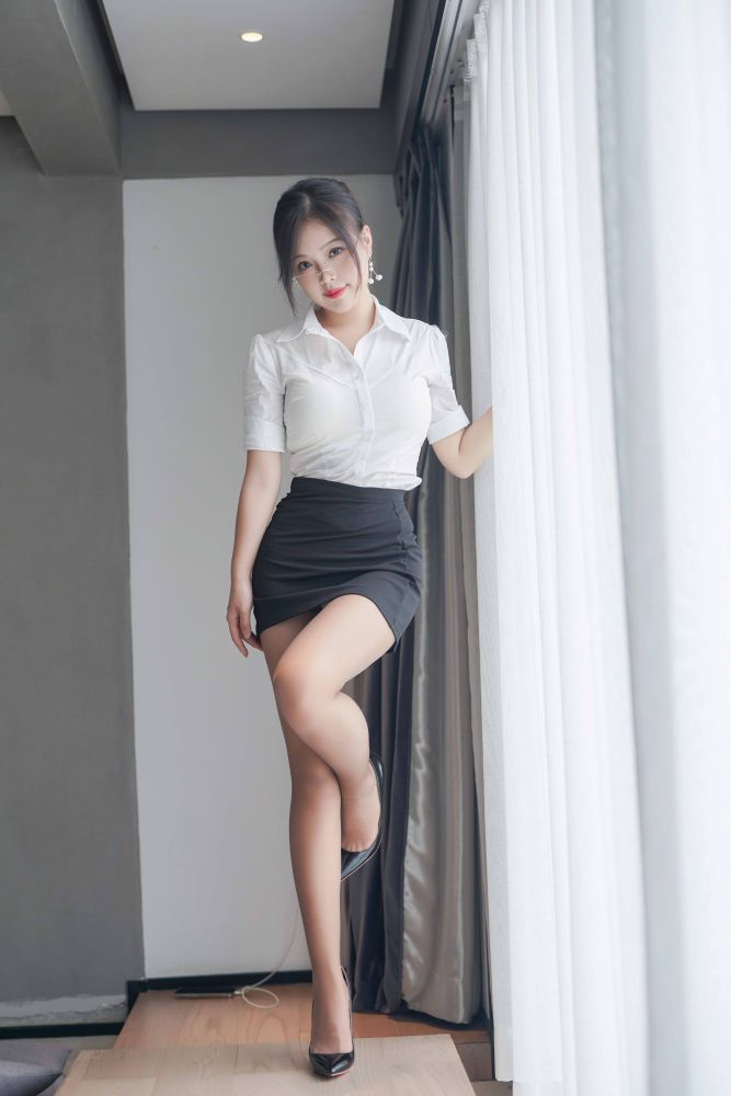 白烨-秘书的私人时间20-72P4V-227G-02-14