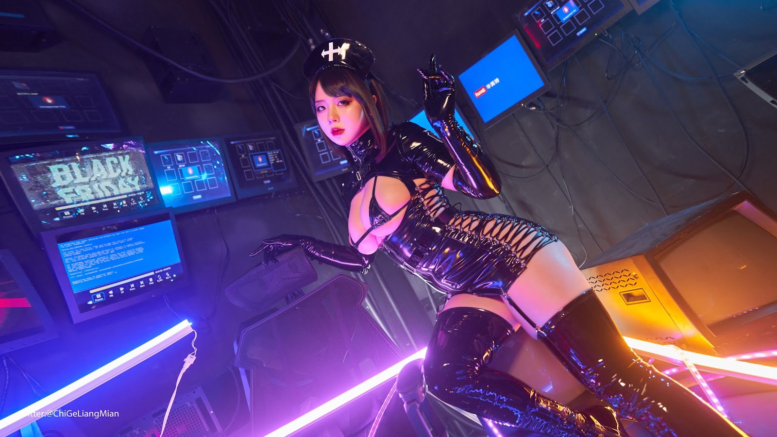 Cosplay-皮皮奶可可爱了啦-黑暗护士-04-04