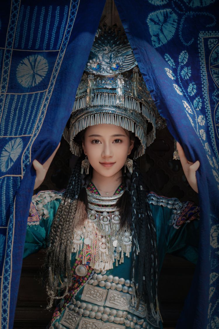 年年---苗疆少女50P-333M-01-24