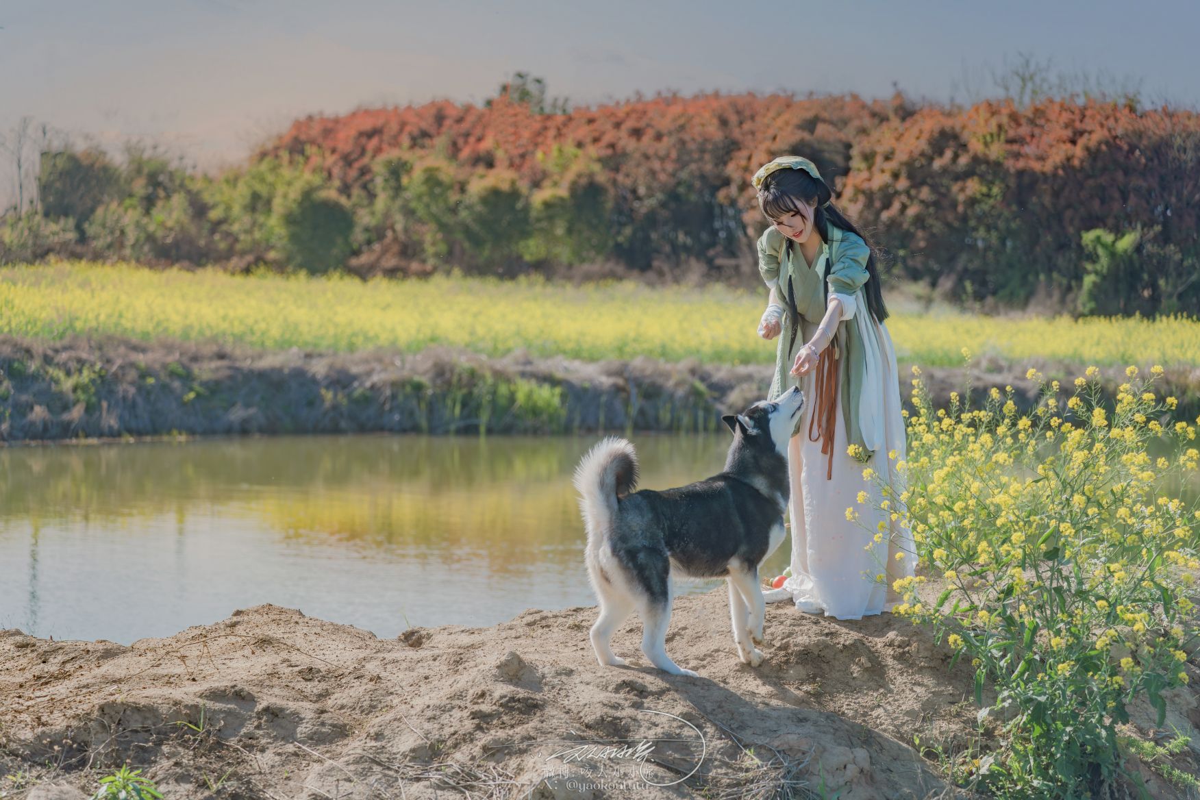 咬人小小兔-黏黏团子兔---五月作品田耕记-74P1V-181GB-06-15