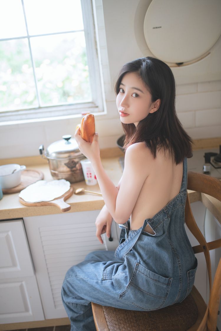 年年---背带裤32P-2年年6M-01-23