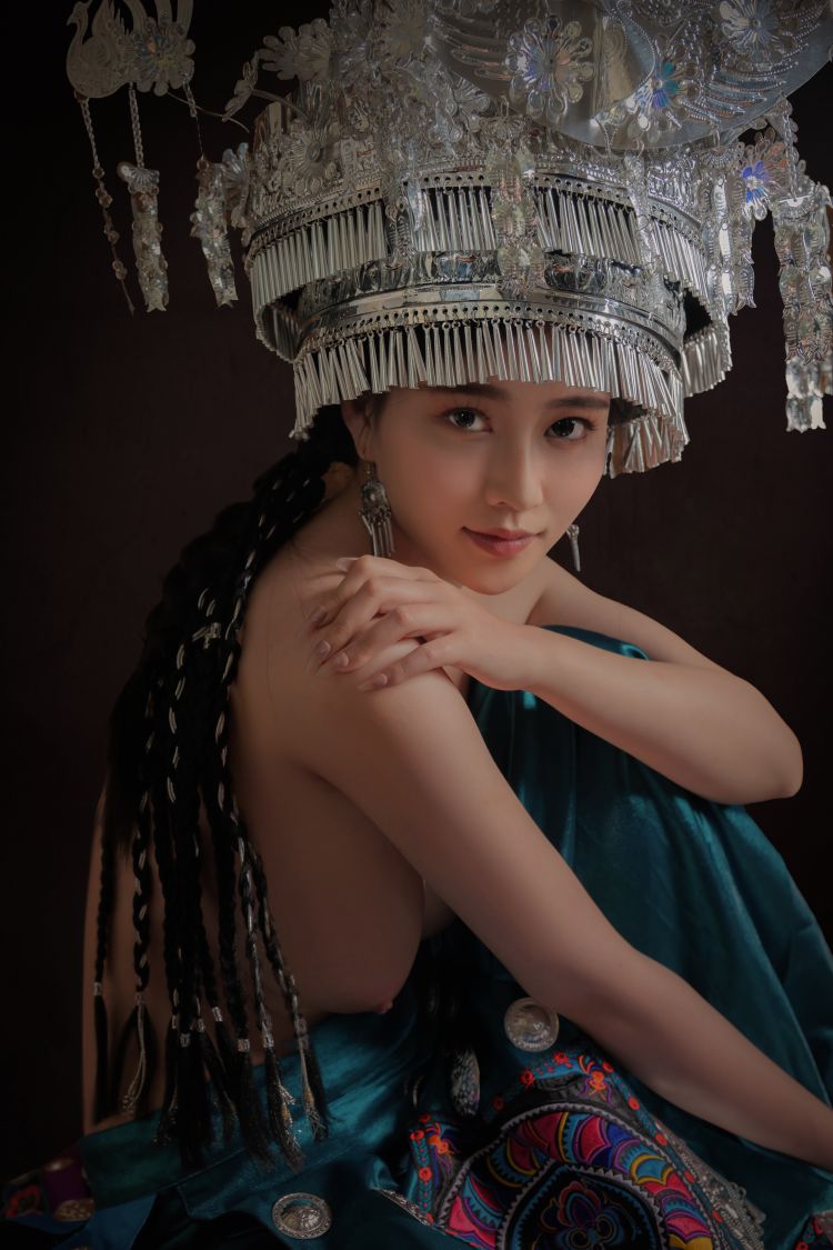 年年---苗疆少女50P-333M-01-24