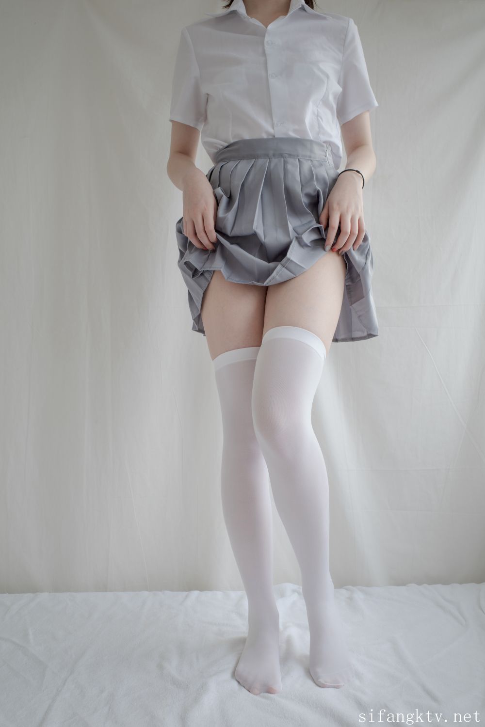 VIP小糕-JK制服香蕉-R18-166P1V-589G-02-13