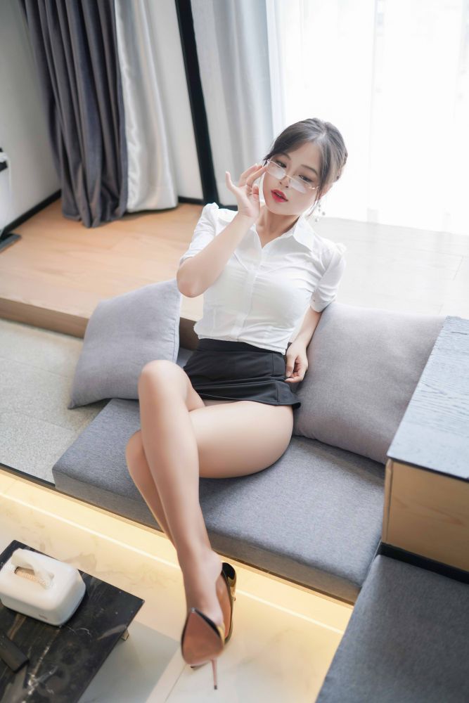 白烨-秘书的私人时间20-72P4V-227G-02-14