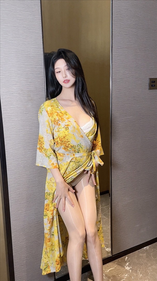 抖娘利世---出轨女友现场-20P-20P-5757-MB-20240809e-08-10