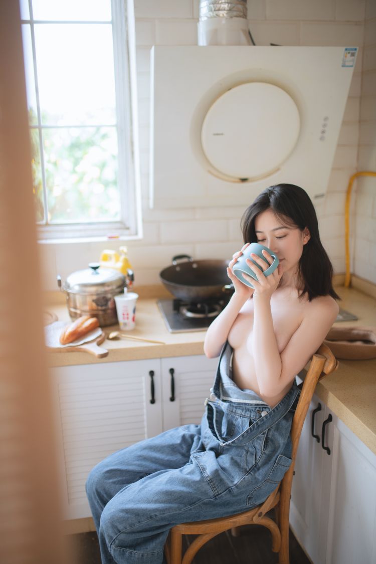 年年---背带裤32P-2年年6M-01-23