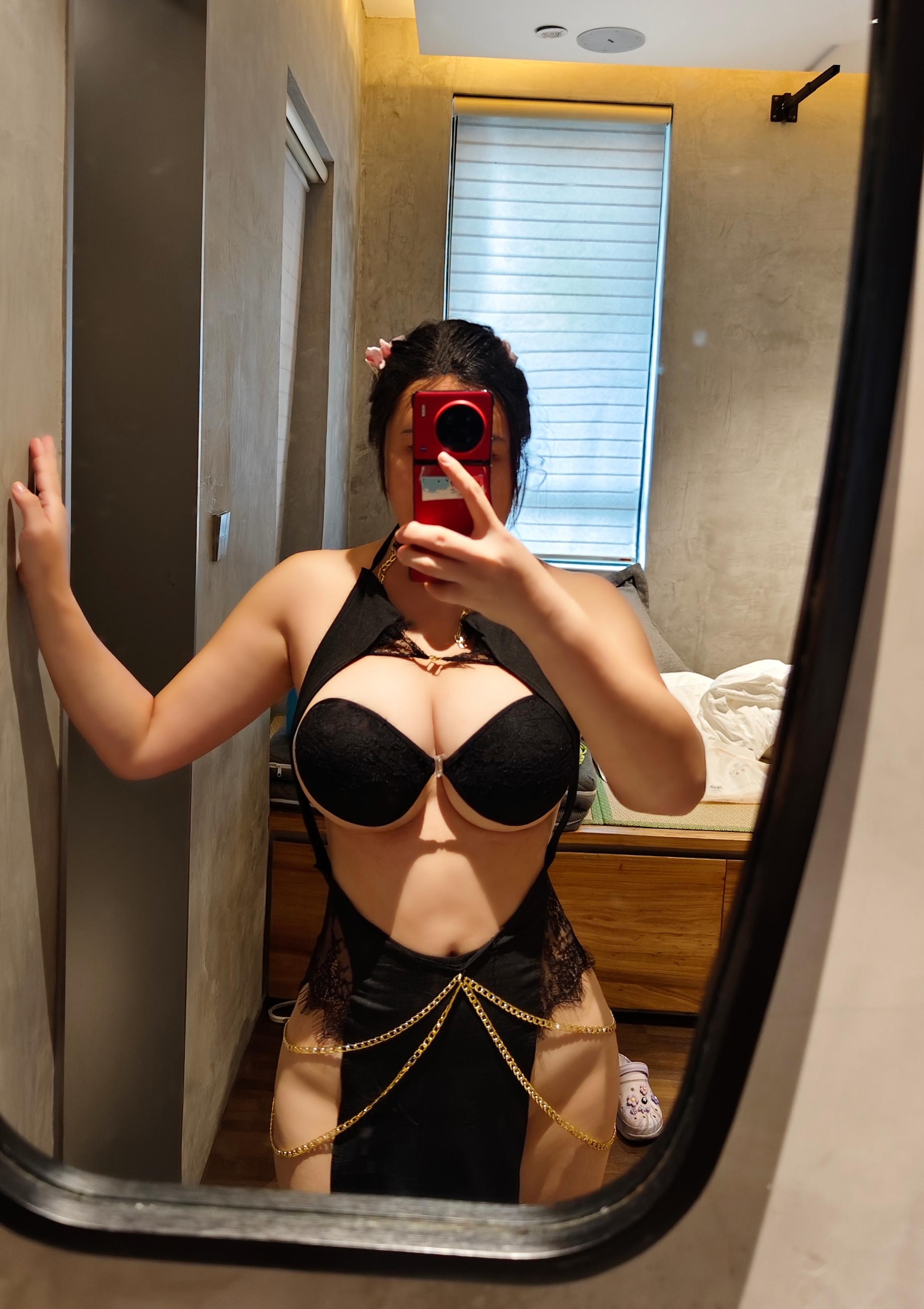 水蜜桃米米---肉丝吊带-51P-23322-MB-08-11