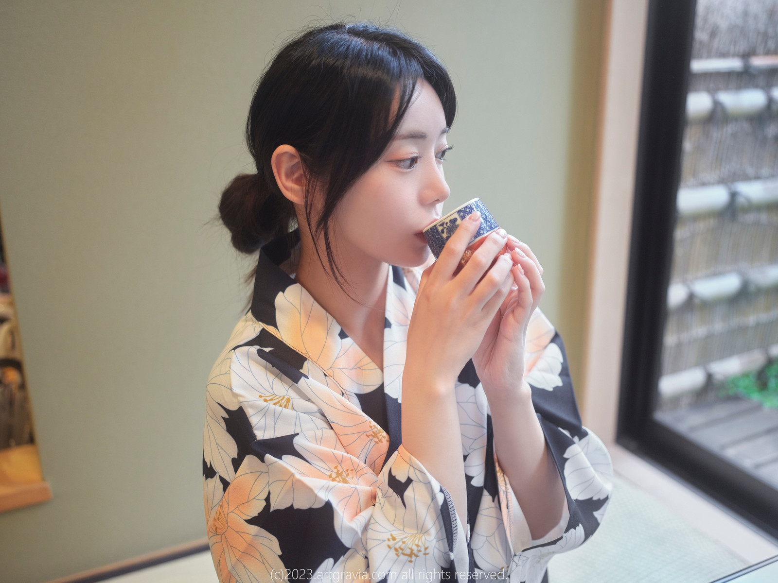 Wuyo-우요-ArtGravia-Vol553-Photobook-Set01-08-19