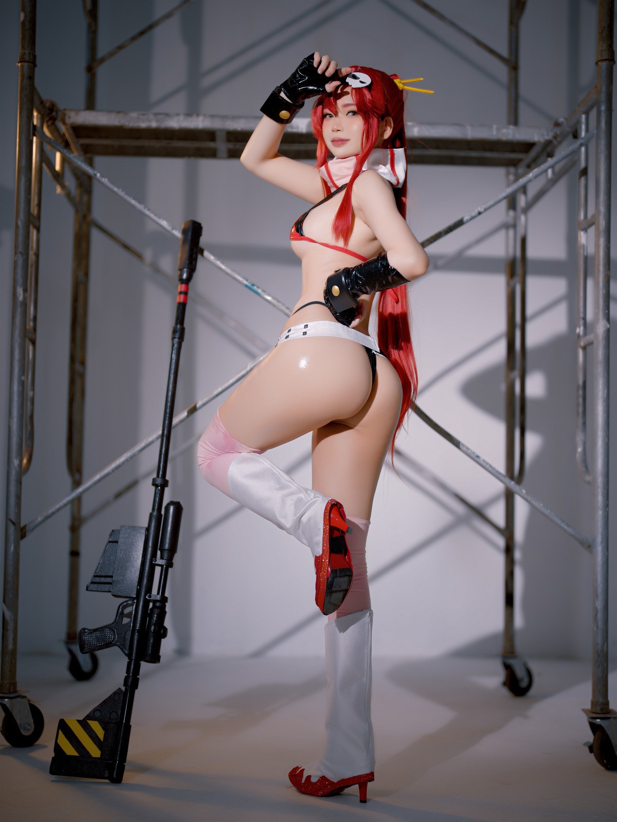 Cosplay-ZinieQ-Yoko-Littner-01-08